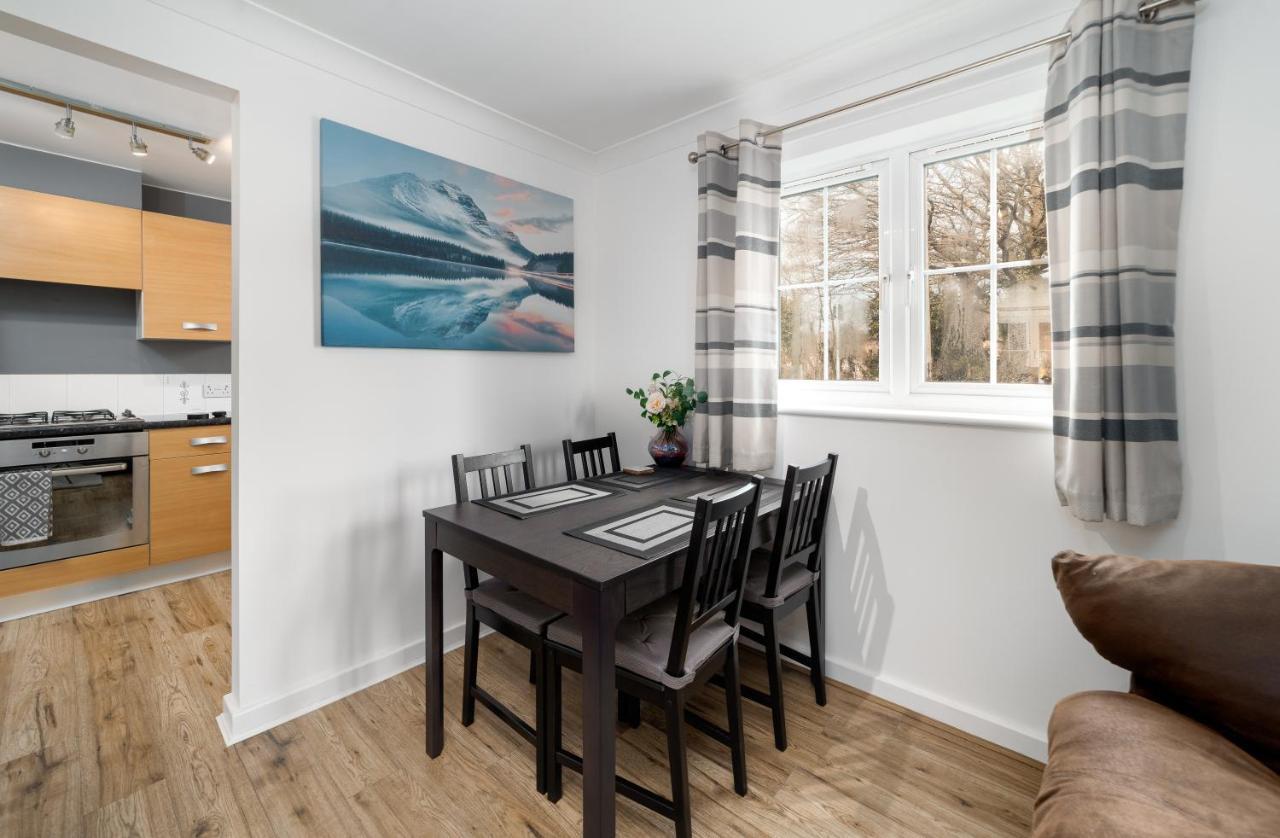Charming 2Br Ground Floor Flat In Sholing, 11 Mins From City Centre - Recently Set Up With Love Southampton Exterior photo